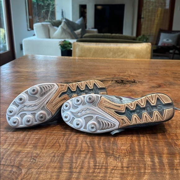 Saucony Racing Spikes - Picture 5 of 12